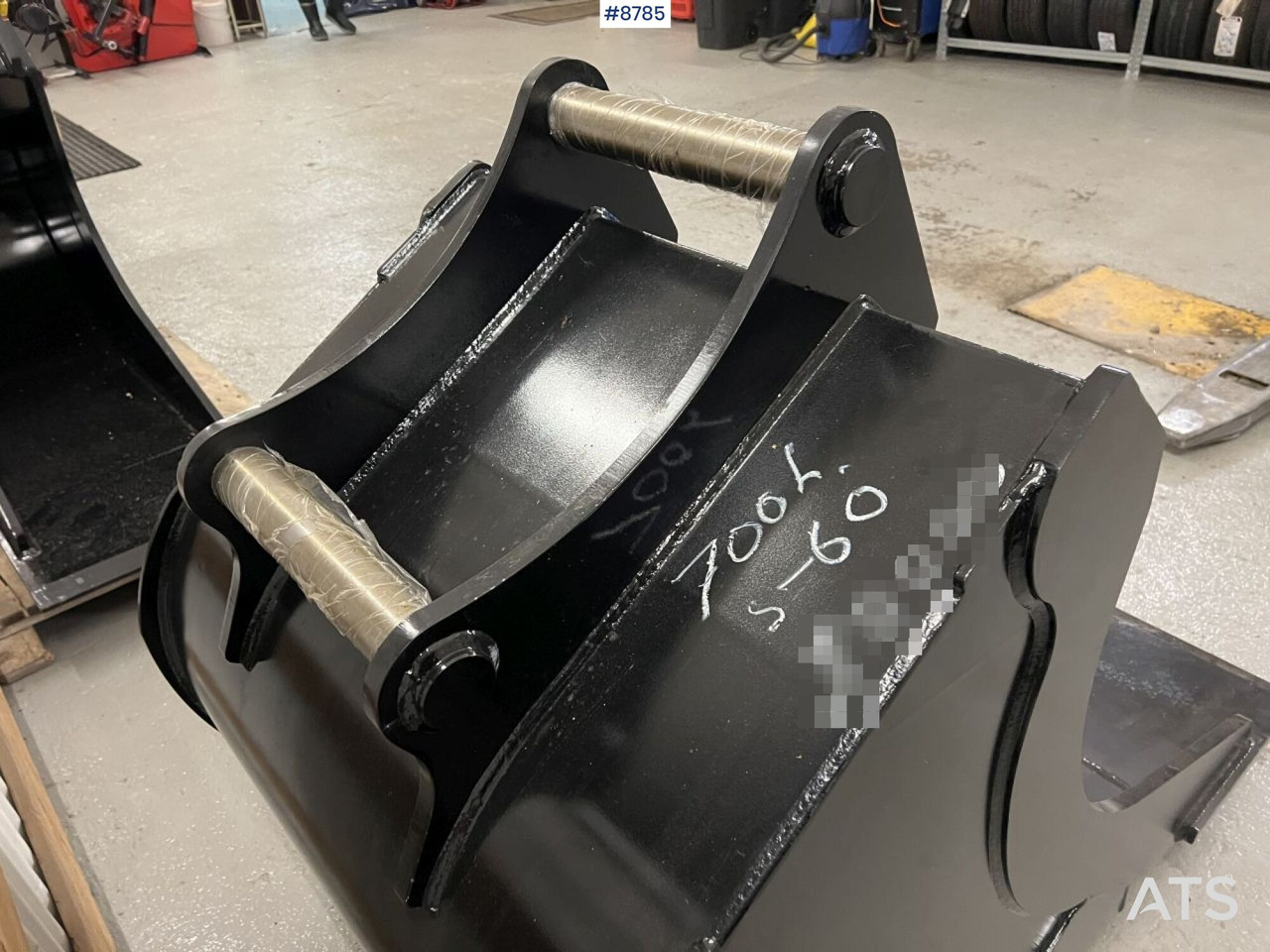 Excavator bucket Trench bucket S60 bracket, width 900 mm, volume 700 L: picture 10