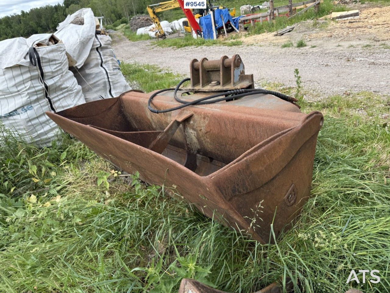 Viby Hydraulic planer bucket B20 - Excavator bucket for Construction machinery: picture 3 Viby Hydraulic planer bucket B20 - Excavator bucket for Construction machinery: picture 3