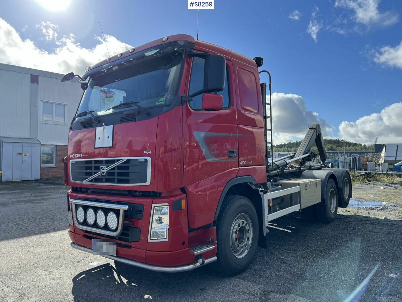 Volvo FH 480 Hook Truck, see video - Hook lift truck: picture 1 Volvo FH 480 Hook Truck, see video - Hook lift truck: picture 1