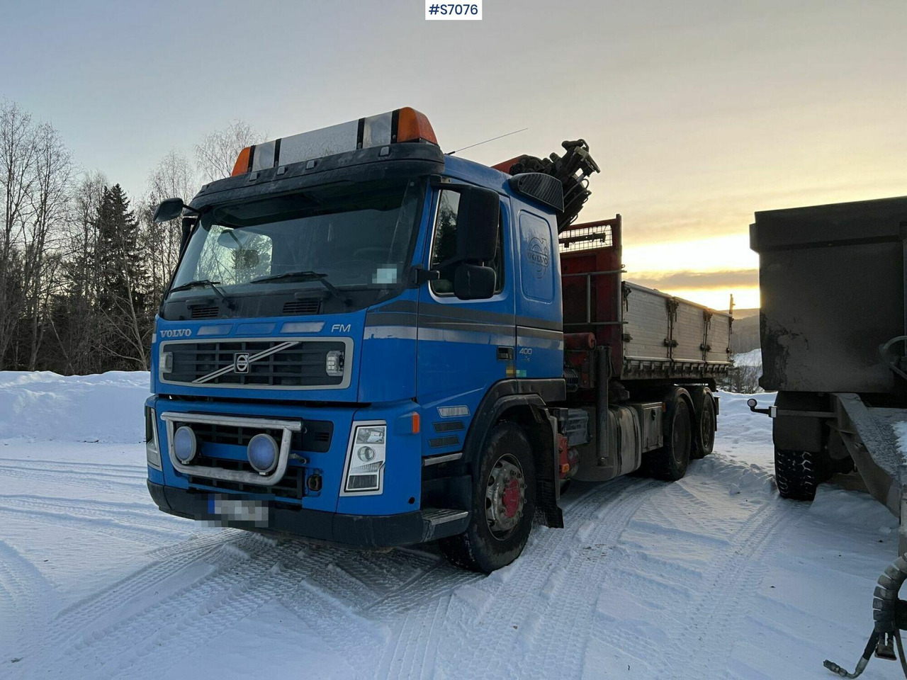 Volvo FM 400 6*2 Crane Truck with tiltable flatbed Palfinger PK16502 - Crane truck: picture 2 Volvo FM 400 6*2 Crane Truck with tiltable flatbed Palfinger PK16502 - Crane truck: picture 2