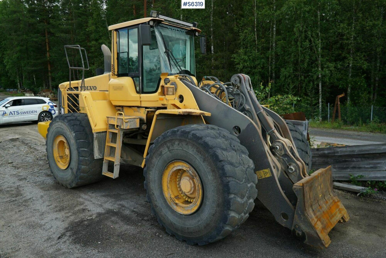 WHEEL LOADER VOLVO L220 F - Wheel loader: picture 1 WHEEL LOADER VOLVO L220 F - Wheel loader: picture 1