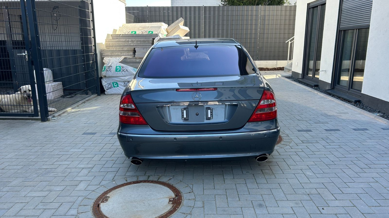 Mercedes-Benz E 350 ELEGANCE *Sport/Harman/Desingo/Massage/PDC - Car: picture 4 Mercedes-Benz E 350 ELEGANCE *Sport/Harman/Desingo/Massage/PDC - Car: picture 4