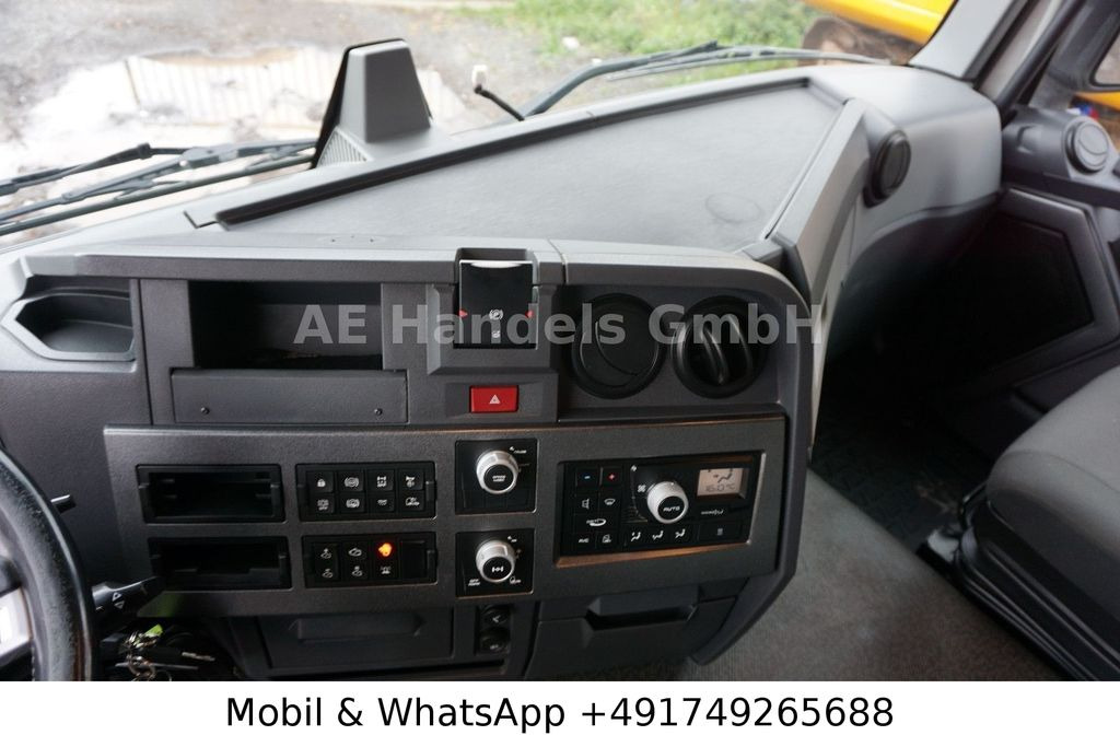 Tipper Renault C520 BB 8x4 *MEILLER-13m³ / Bordmatik / AHK: picture 25