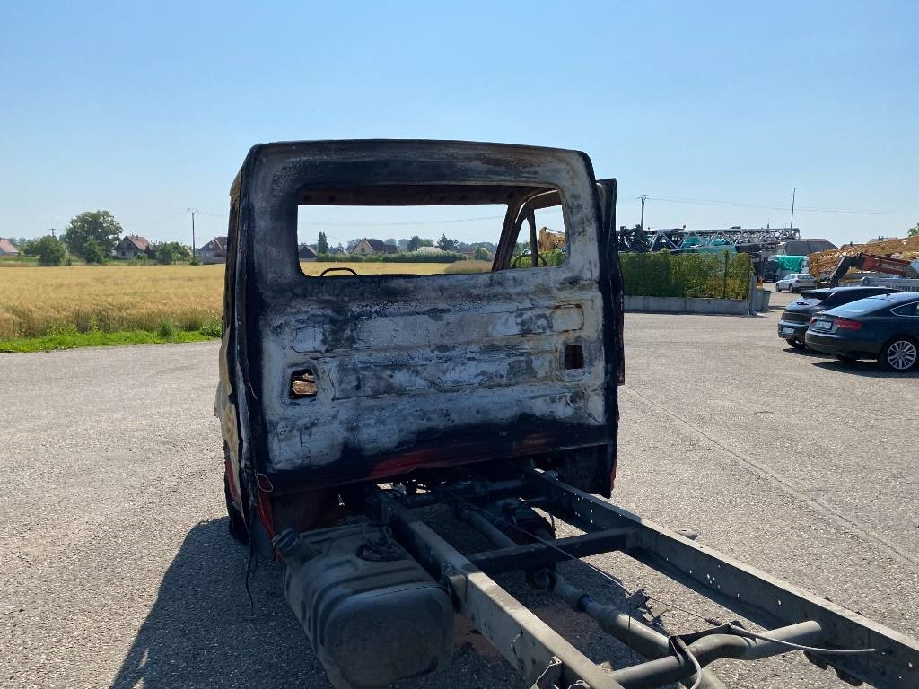 Panel van Iveco DAILY 33S12 / 2.3D 115: picture 22