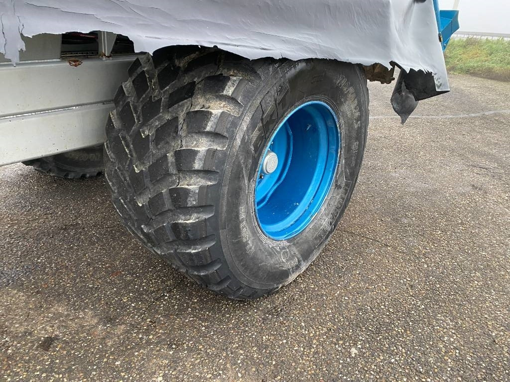 Fertilizer spreader MDM RE 813 Origine Française endommagé: picture 30 Fertilizer spreader MDM RE 813 Origine Française endommagé: picture 30