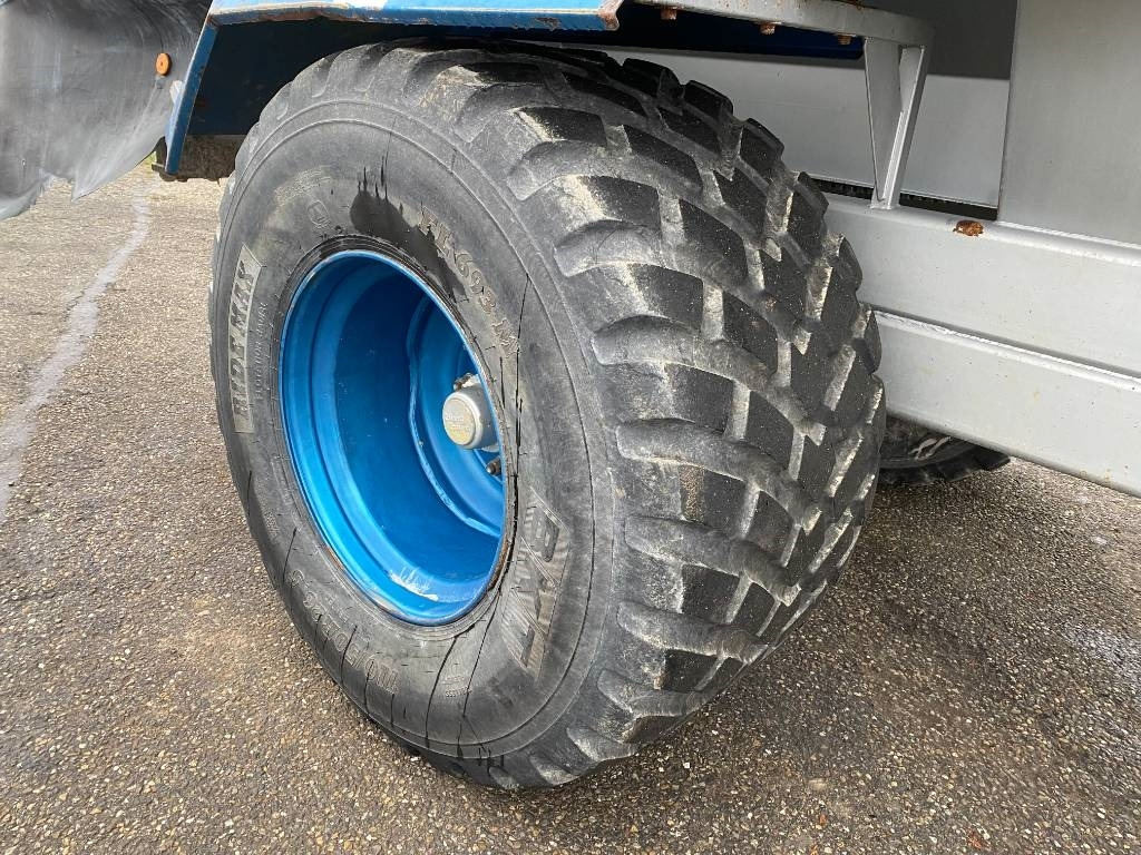 Fertilizer spreader MDM RE 813 Origine Française endommagé: picture 17 Fertilizer spreader MDM RE 813 Origine Française endommagé: picture 17