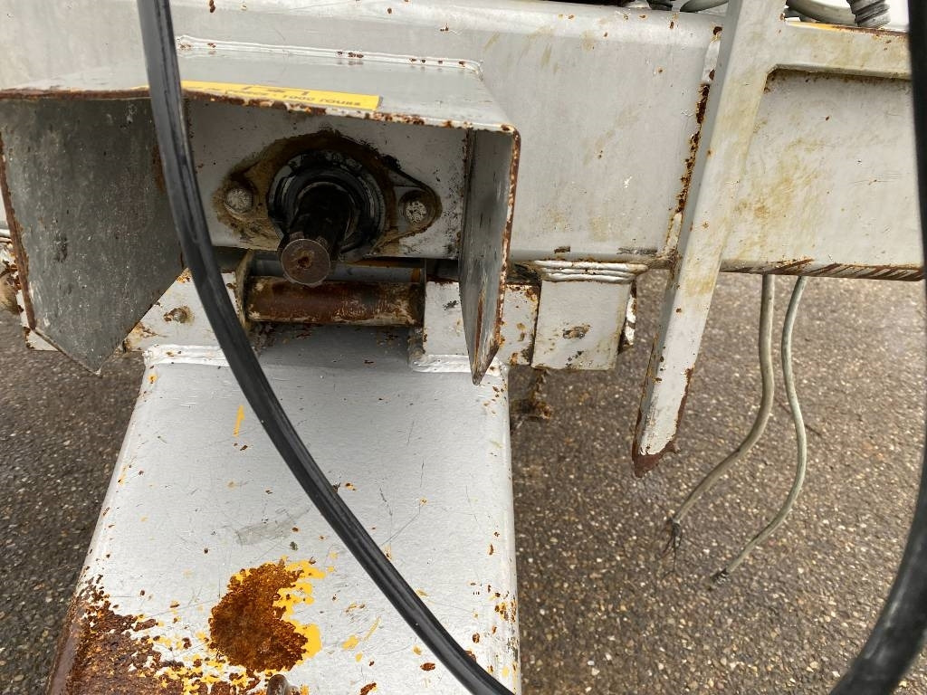 Fertilizer spreader MDM RE 813 Origine Française endommagé: picture 25 Fertilizer spreader MDM RE 813 Origine Française endommagé: picture 25