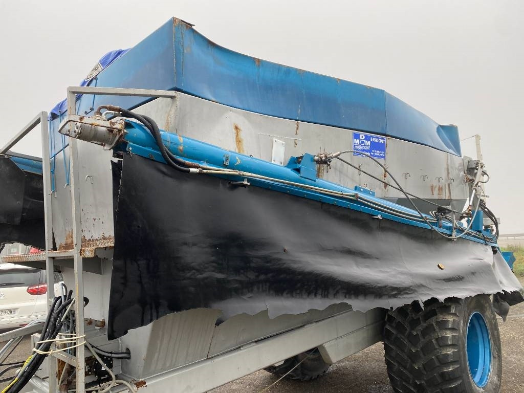 Fertilizer spreader MDM RE 813 Origine Française endommagé: picture 29 Fertilizer spreader MDM RE 813 Origine Française endommagé: picture 29