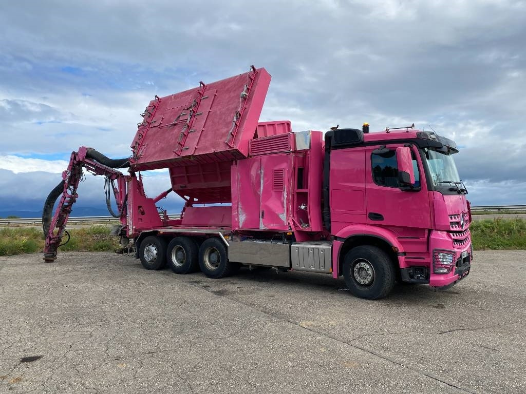 Mercedes-Benz ACTROS 3251/RSP ESE6-RD8000 endommagée - Vacuum truck: picture 5 Mercedes-Benz ACTROS 3251/RSP ESE6-RD8000 endommagée - Vacuum truck: picture 5