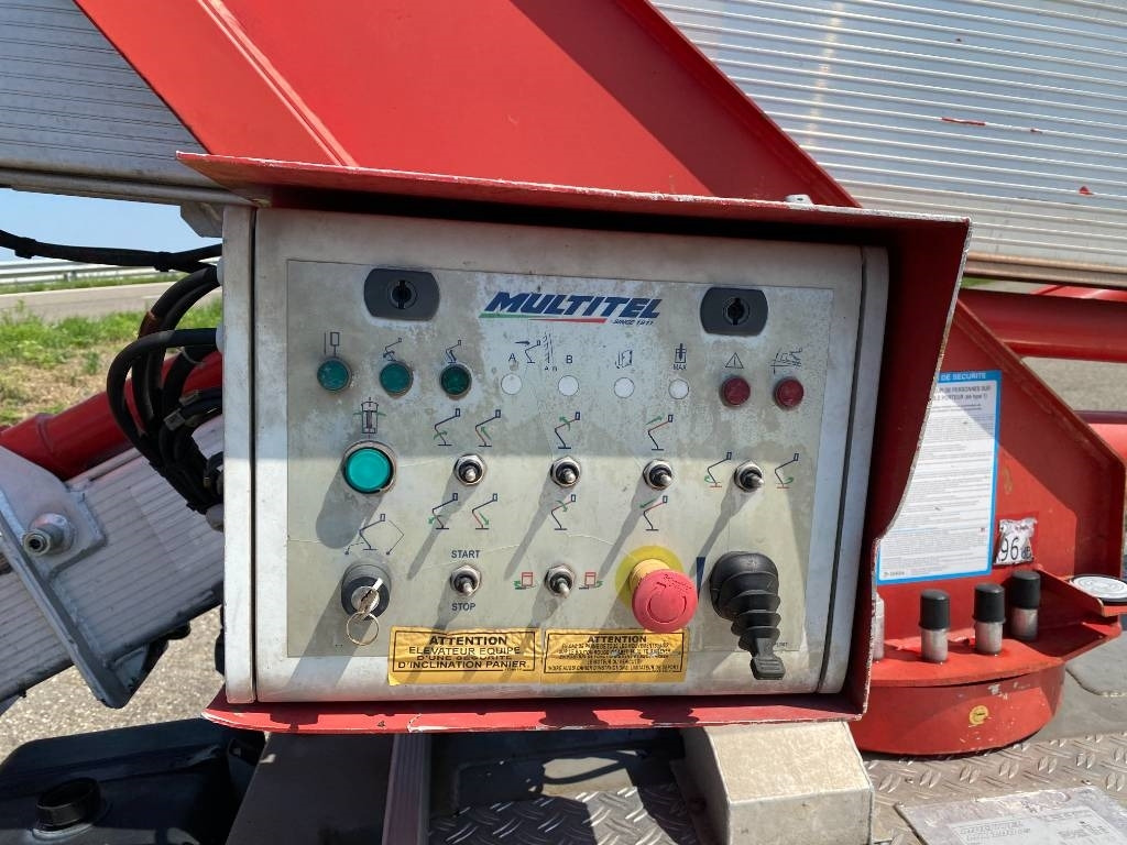 Truck mounted aerial platform Multitel Nacelle Multitel MX 200 A réviser: picture 25 Truck mounted aerial platform Multitel Nacelle Multitel MX 200 A réviser: picture 25