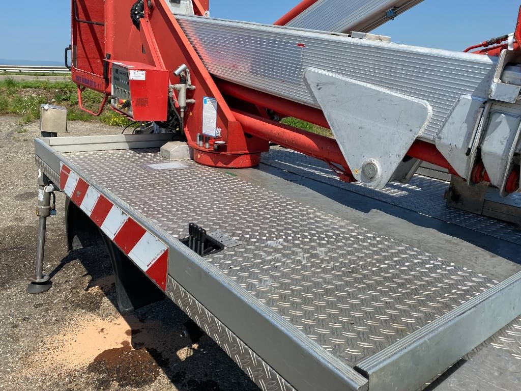 Truck mounted aerial platform Multitel Nacelle Multitel MX 200 A réviser: picture 30 Truck mounted aerial platform Multitel Nacelle Multitel MX 200 A réviser: picture 30