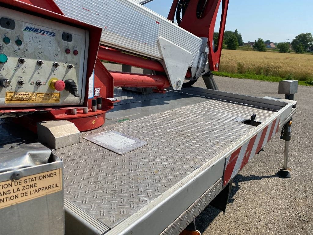 Truck mounted aerial platform Multitel Nacelle Multitel MX 200 A réviser: picture 27 Truck mounted aerial platform Multitel Nacelle Multitel MX 200 A réviser: picture 27