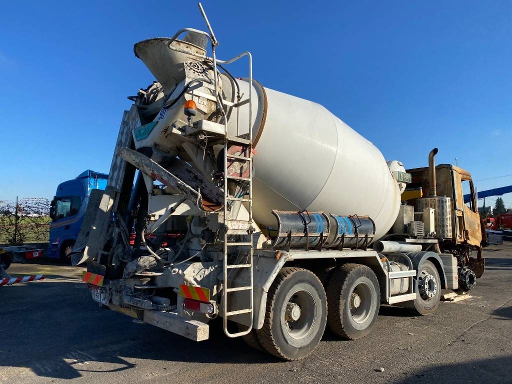 Renault C430 /IMER LT8.7-SL / ROTATHEAM TS13 - Concrete mixer truck: picture 4 Renault C430 /IMER LT8.7-SL / ROTATHEAM TS13 - Concrete mixer truck: picture 4