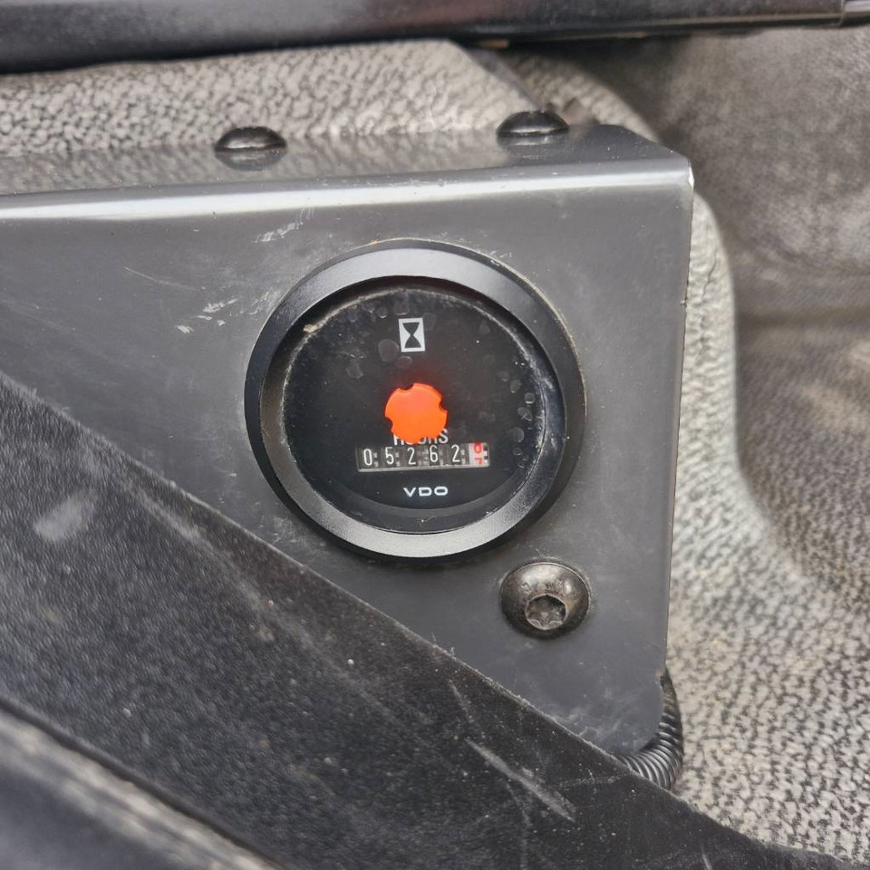 Hook lift truck Renault D Wide 380: picture 39 Hook lift truck Renault D Wide 380: picture 39