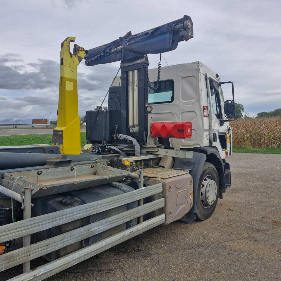 Hook lift truck Renault D Wide 380: picture 24 Hook lift truck Renault D Wide 380: picture 24