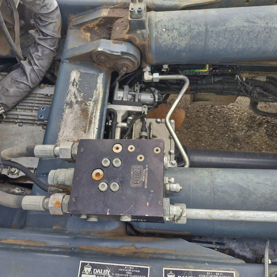 Hook lift truck Renault D Wide 380: picture 36 Hook lift truck Renault D Wide 380: picture 36