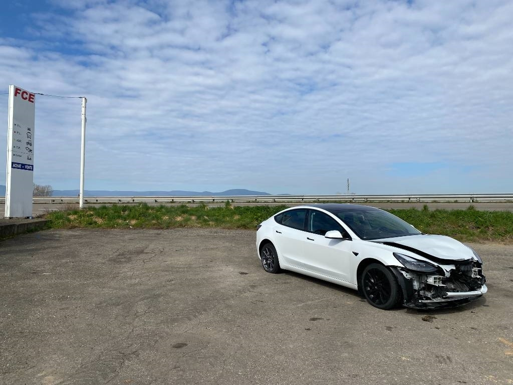 Tesla MODEL 3 - 5YJ3 Rwd Origine Française - Sedan: picture 3 Tesla MODEL 3 - 5YJ3 Rwd Origine Française - Sedan: picture 3