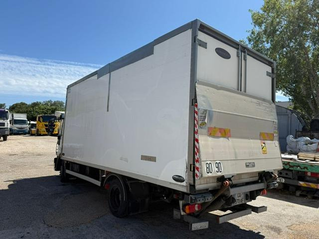 Iveco 120E22 EEV - Refrigerator truck: picture 5 Iveco 120E22 EEV - Refrigerator truck: picture 5