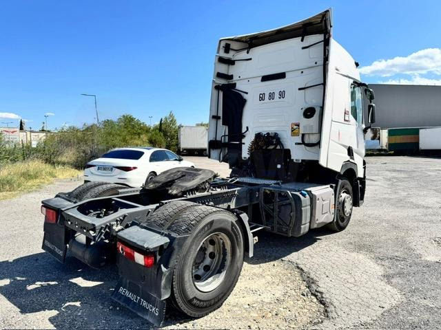 Renault T460 - Tractor unit: picture 3 Renault T460 - Tractor unit: picture 3