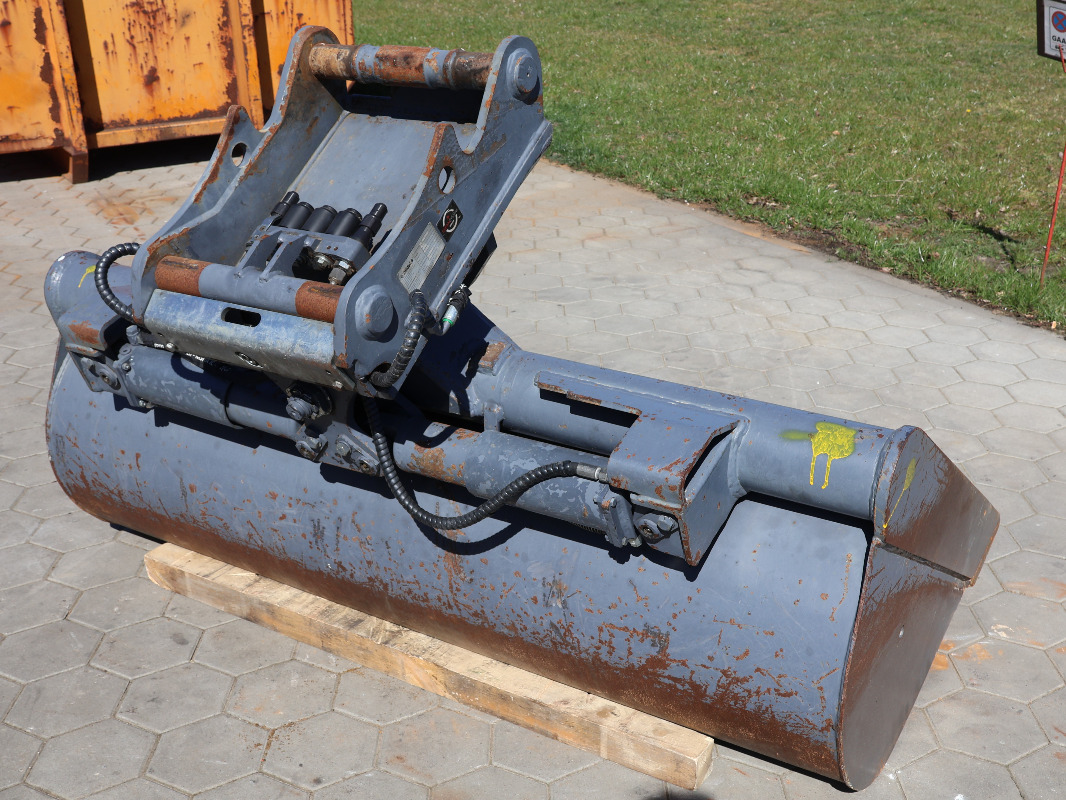 UNIVERSALLÖFFEL, 2000 MM - Bucket: picture 2 UNIVERSALLÖFFEL, 2000 MM - Bucket: picture 2