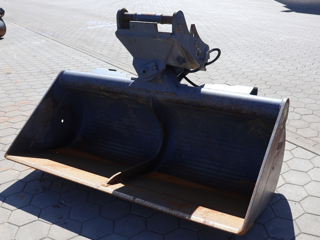 UNIVERSALLÖFFEL, 2000 MM - Bucket: picture 1 UNIVERSALLÖFFEL, 2000 MM - Bucket: picture 1