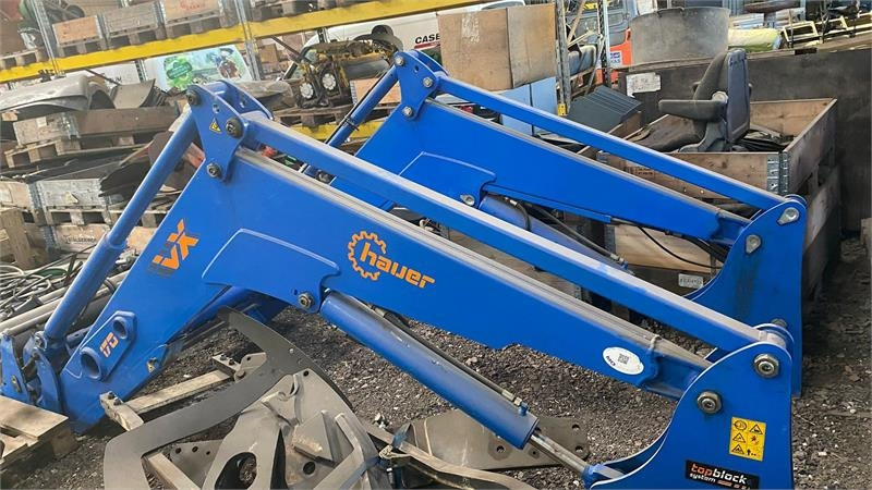Hauer VX 170 - Front loader for tractor: picture 2 Hauer VX 170 - Front loader for tractor: picture 2