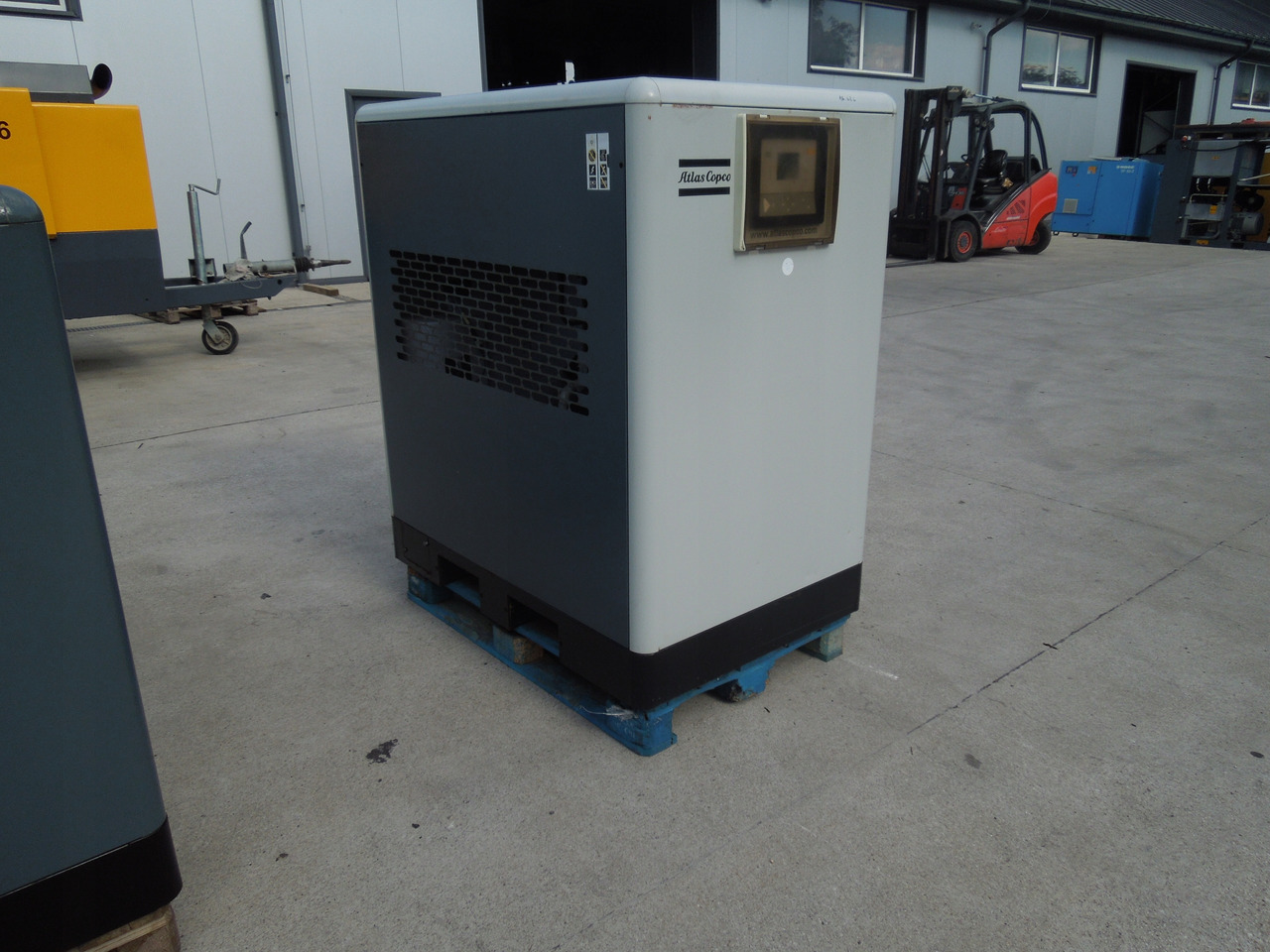 ATLAS COPCO FD410 - Air compressor: picture 1 ATLAS COPCO FD410 - Air compressor: picture 1