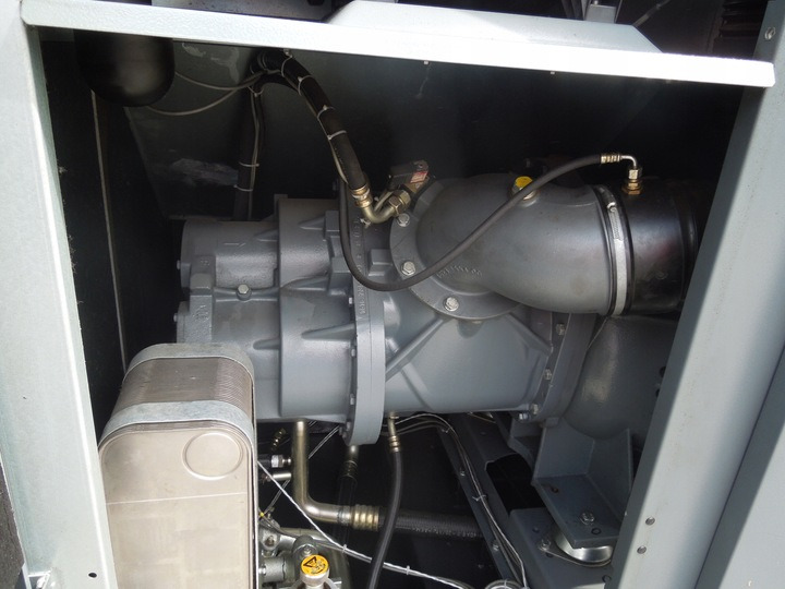 ATLAS COPCO GA110VSD - Air compressor: picture 4 ATLAS COPCO GA110VSD - Air compressor: picture 4