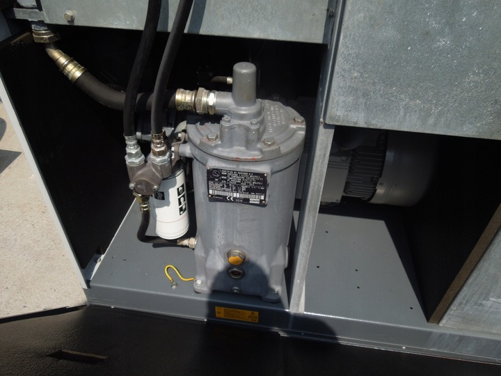 ATLAS COPCO GA22P - Air compressor: picture 2 ATLAS COPCO GA22P - Air compressor: picture 2