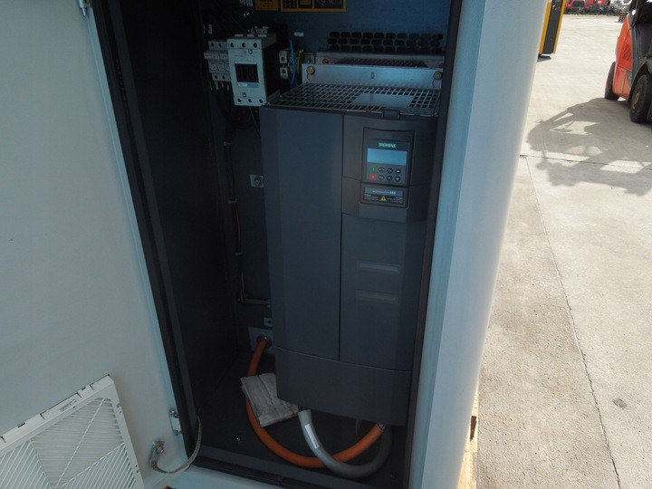 Atlas Copco GA30VSDFF - Air compressor: picture 3 Atlas Copco GA30VSDFF - Air compressor: picture 3