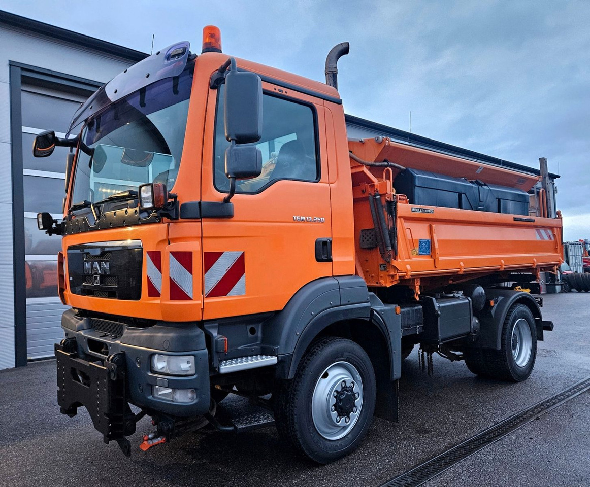 MAN TGM 13.250 4x4 Euro5 Winterdienst - Tipper: picture 1 MAN TGM 13.250 4x4 Euro5 Winterdienst - Tipper: picture 1