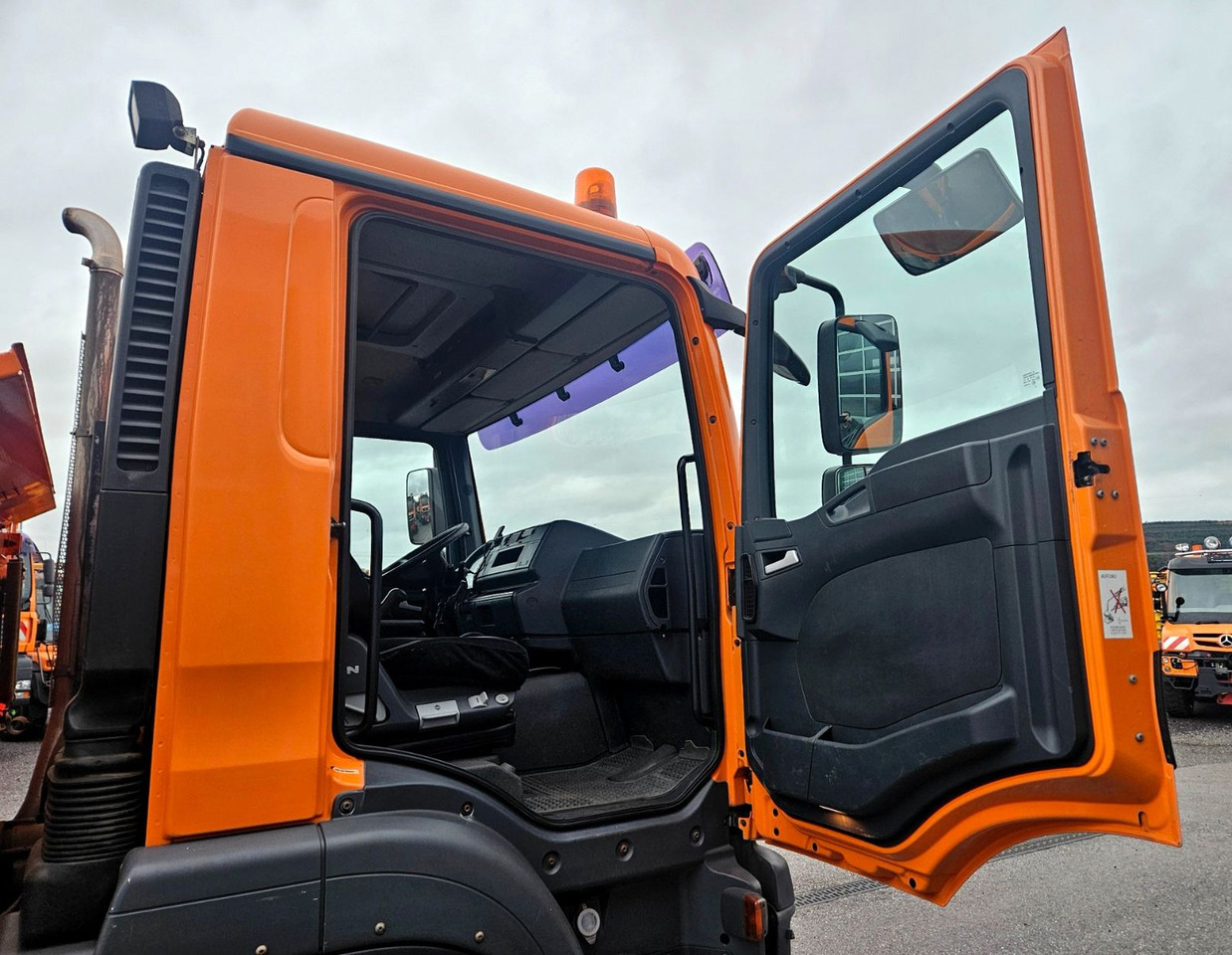 Tipper MAN TGM 13.250 4x4 Euro5 Winterdienst: picture 24