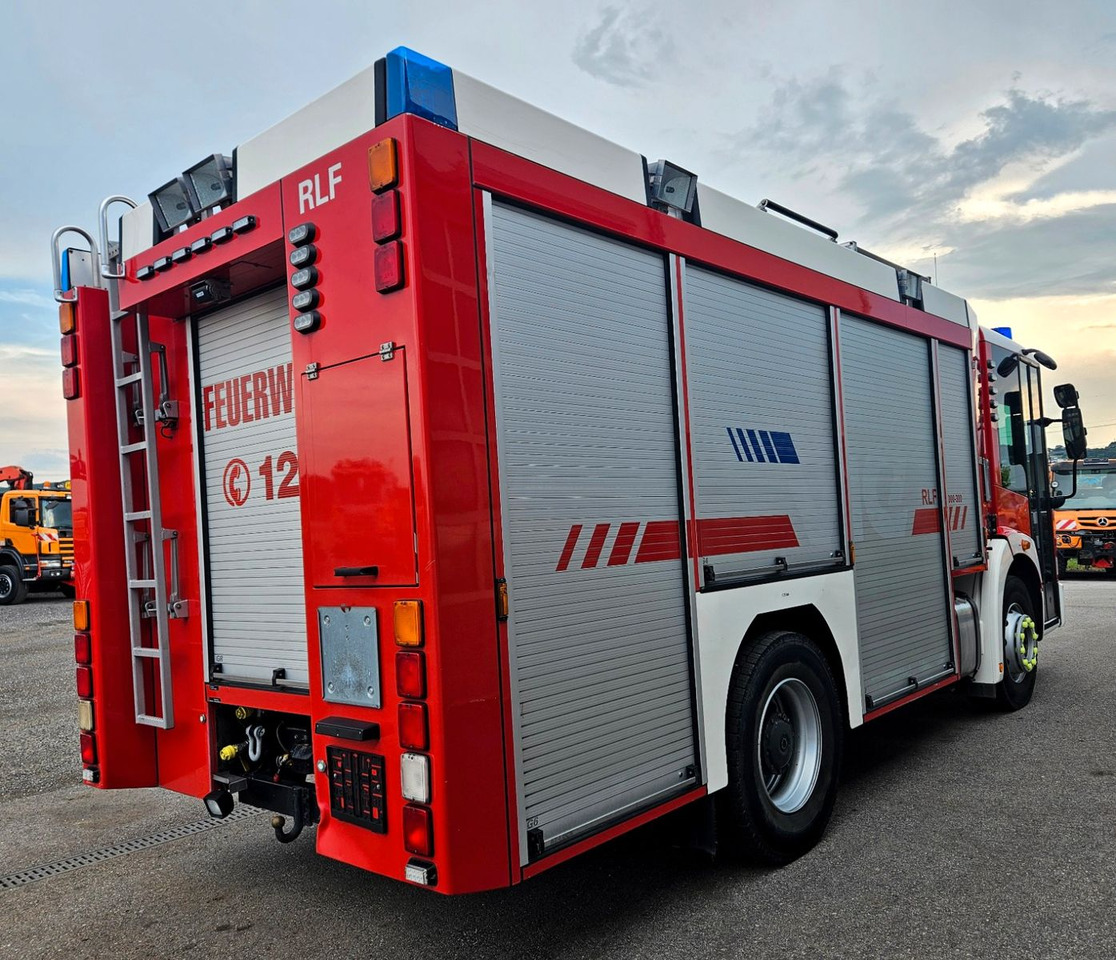 Mercedes-Benz 1829 Feuerwehr Ziegler RLF 2000/300 TLF Winde - Fire truck: picture 4 Mercedes-Benz 1829 Feuerwehr Ziegler RLF 2000/300 TLF Winde - Fire truck: picture 4