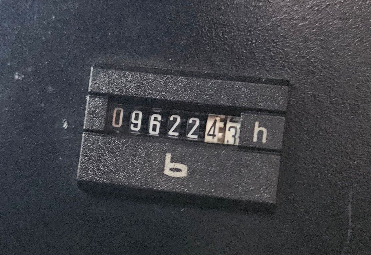 Road sweeper Mercedes-Benz Atego 1324 Euro6 FAUN Viajet 6 Aufbaumotor: picture 13 Road sweeper Mercedes-Benz Atego 1324 Euro6 FAUN Viajet 6 Aufbaumotor: picture 13