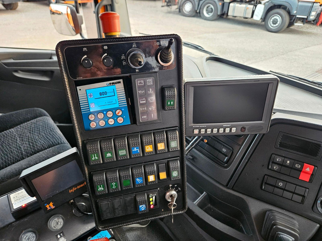 Road sweeper Mercedes-Benz Atego 1324 Euro6 FAUN Viajet 6 Aufbaumotor: picture 9 Road sweeper Mercedes-Benz Atego 1324 Euro6 FAUN Viajet 6 Aufbaumotor: picture 9