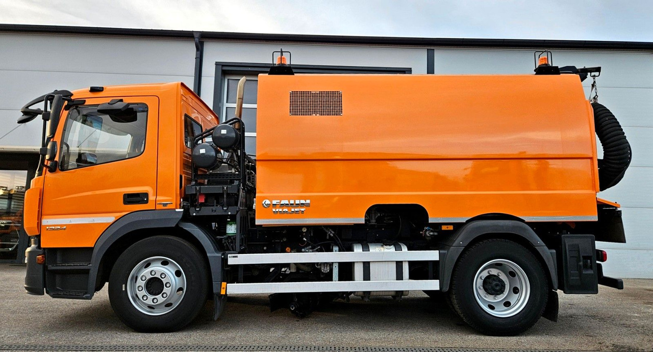 Mercedes-Benz Atego 1324 Euro6 FAUN Viajet 6 Aufbaumotor - Road sweeper: picture 5 Mercedes-Benz Atego 1324 Euro6 FAUN Viajet 6 Aufbaumotor - Road sweeper: picture 5