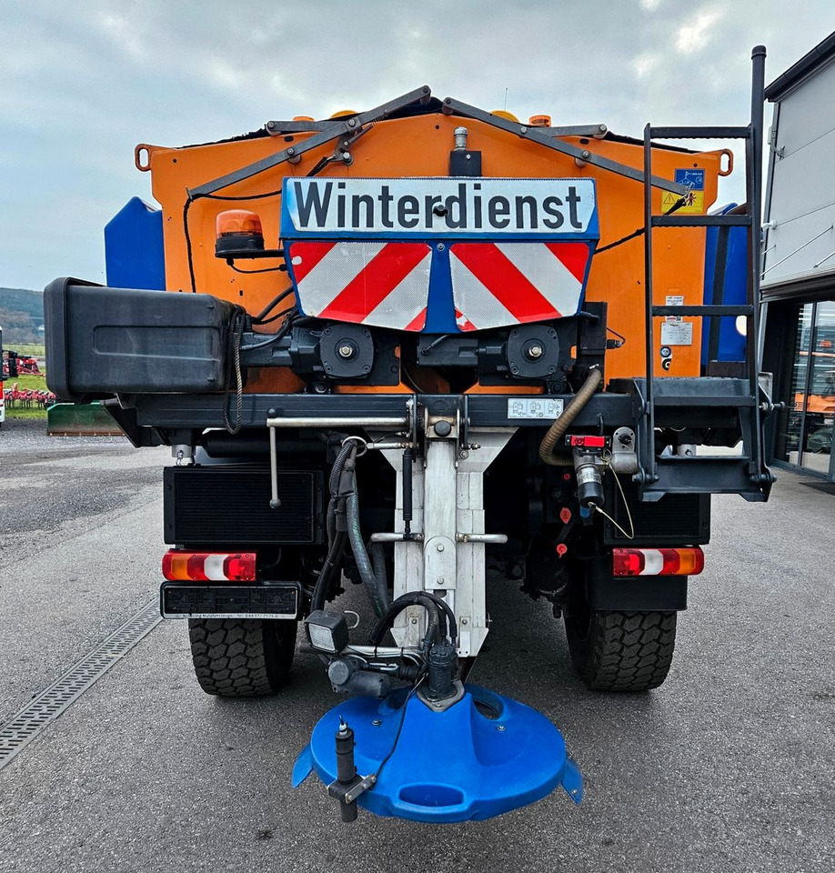 Unimog U423 UGE Euro6 Hydrostat Schmidt Stratos - Tipper: picture 4 Unimog U423 UGE Euro6 Hydrostat Schmidt Stratos - Tipper: picture 4