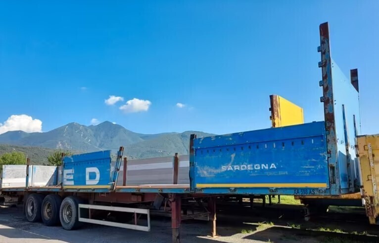 Semirimorchi Pianali - varie marche e modelli - Low loader semi-trailer: picture 3 Semirimorchi Pianali - varie marche e modelli - Low loader semi-trailer: picture 3