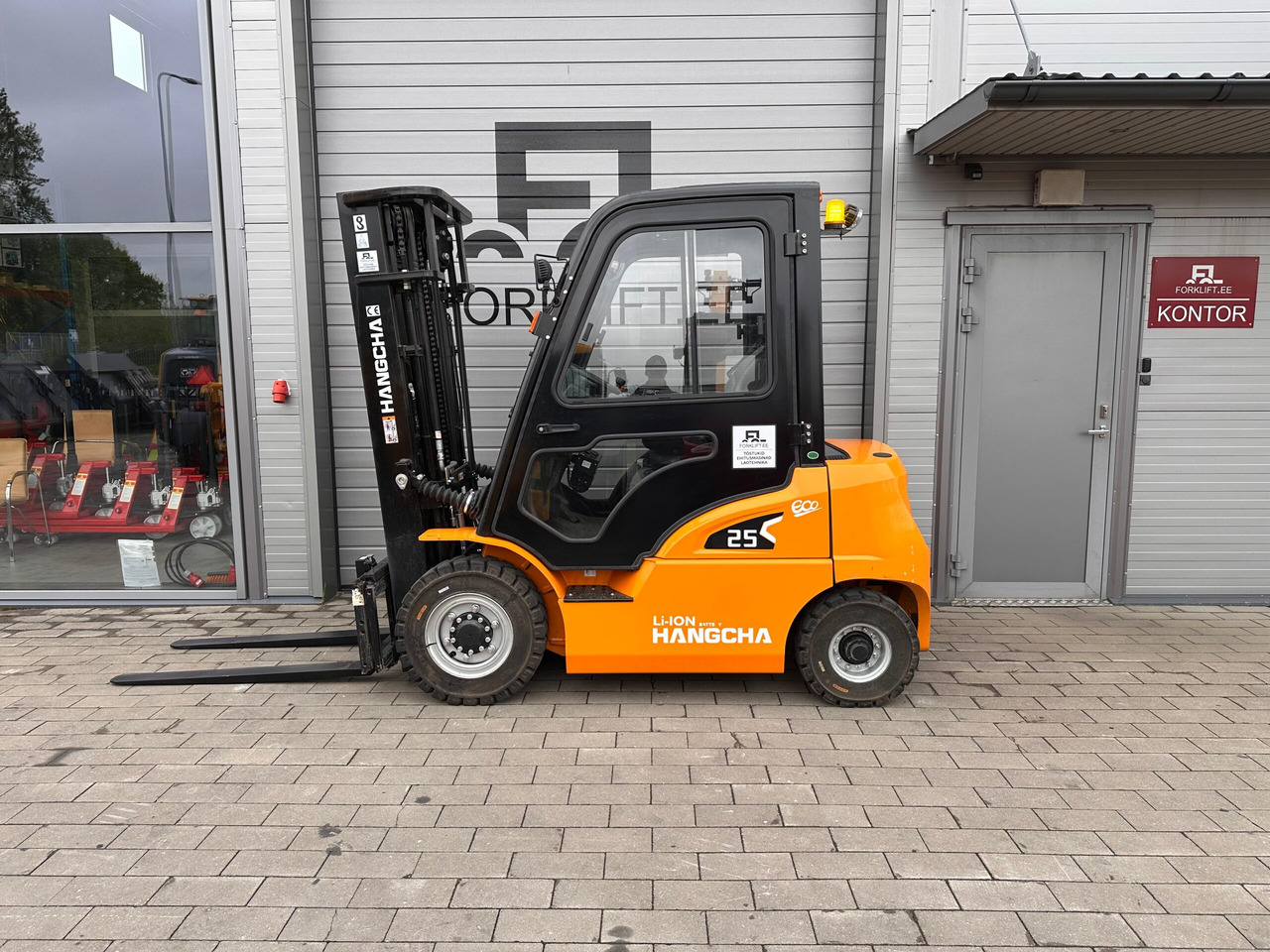 HC XE CPD25-XEY2-SI - Electric forklift: picture 2 HC XE CPD25-XEY2-SI - Electric forklift: picture 2