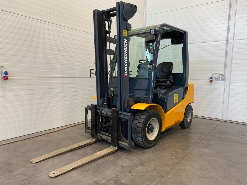 Jungheinrich DFG430 - Diesel forklift: picture 1 Jungheinrich DFG430 - Diesel forklift: picture 1