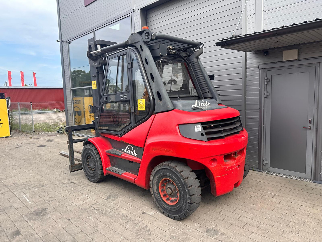 Linde H80D-01 - Diesel forklift: picture 3 Linde H80D-01 - Diesel forklift: picture 3