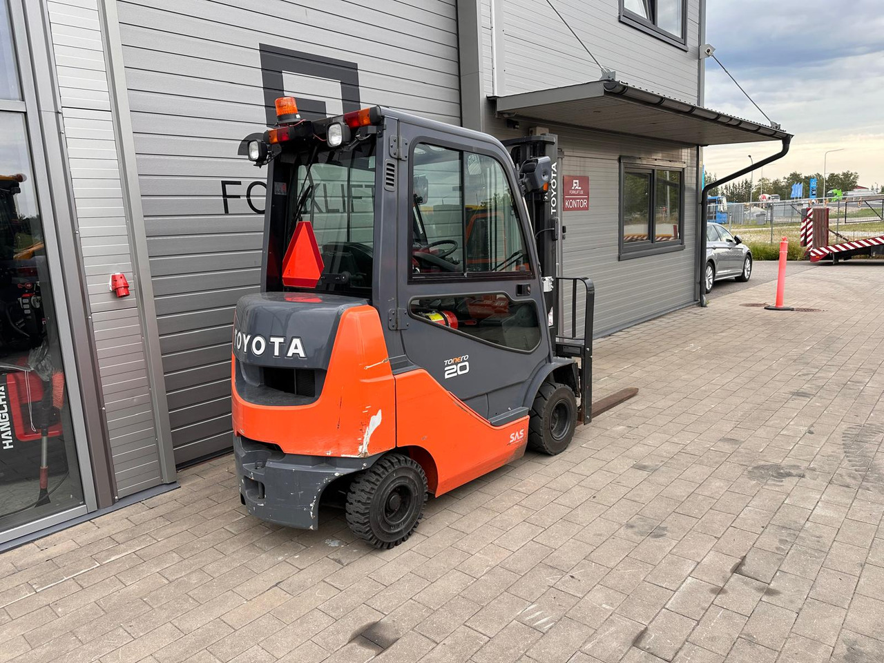 Toyota 8FDKF20 - Diesel forklift: picture 4 Toyota 8FDKF20 - Diesel forklift: picture 4
