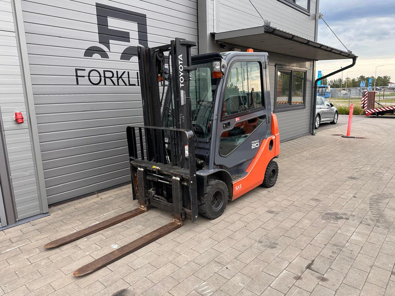 Toyota 8FDKF20 - Diesel forklift: picture 1 Toyota 8FDKF20 - Diesel forklift: picture 1