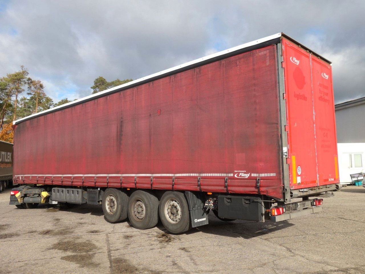 Fliegl SDS XL, Standard, 2xLichtachse SDS XL, Standard, 2xLichtachse - Curtainsider semi-trailer: picture 5 Fliegl SDS XL, Standard, 2xLichtachse SDS XL, Standard, 2xLichtachse - Curtainsider semi-trailer: picture 5