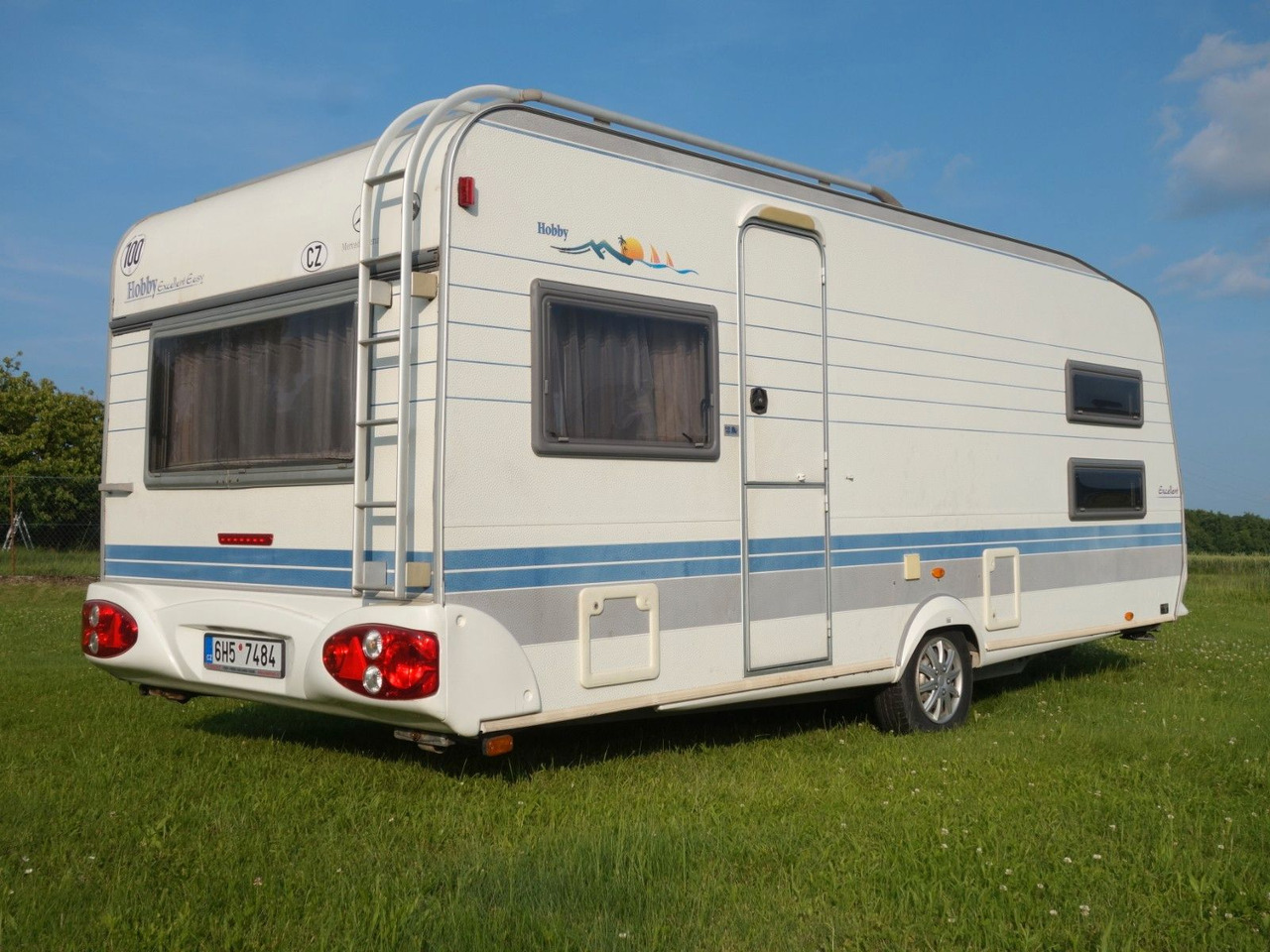 Hobby 540 Excellent Easy, Pallanden, 6 Liegen, Vorzelt - Caravan: picture 5 Hobby 540 Excellent Easy, Pallanden, 6 Liegen, Vorzelt - Caravan: picture 5