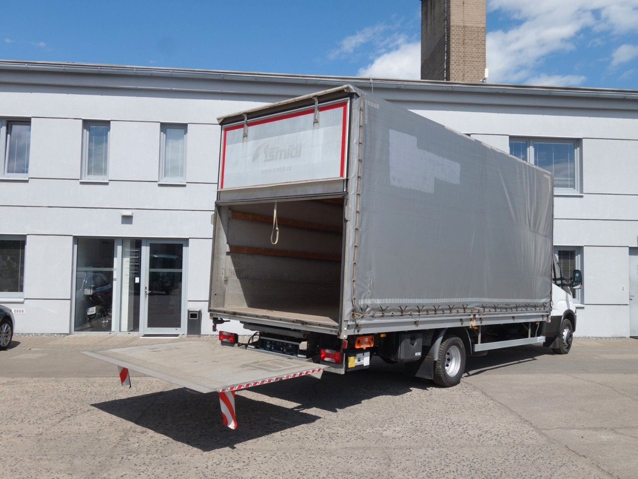 Iveco Daily 70C18 mit LBW - Curtain side van: picture 5 Iveco Daily 70C18 mit LBW - Curtain side van: picture 5