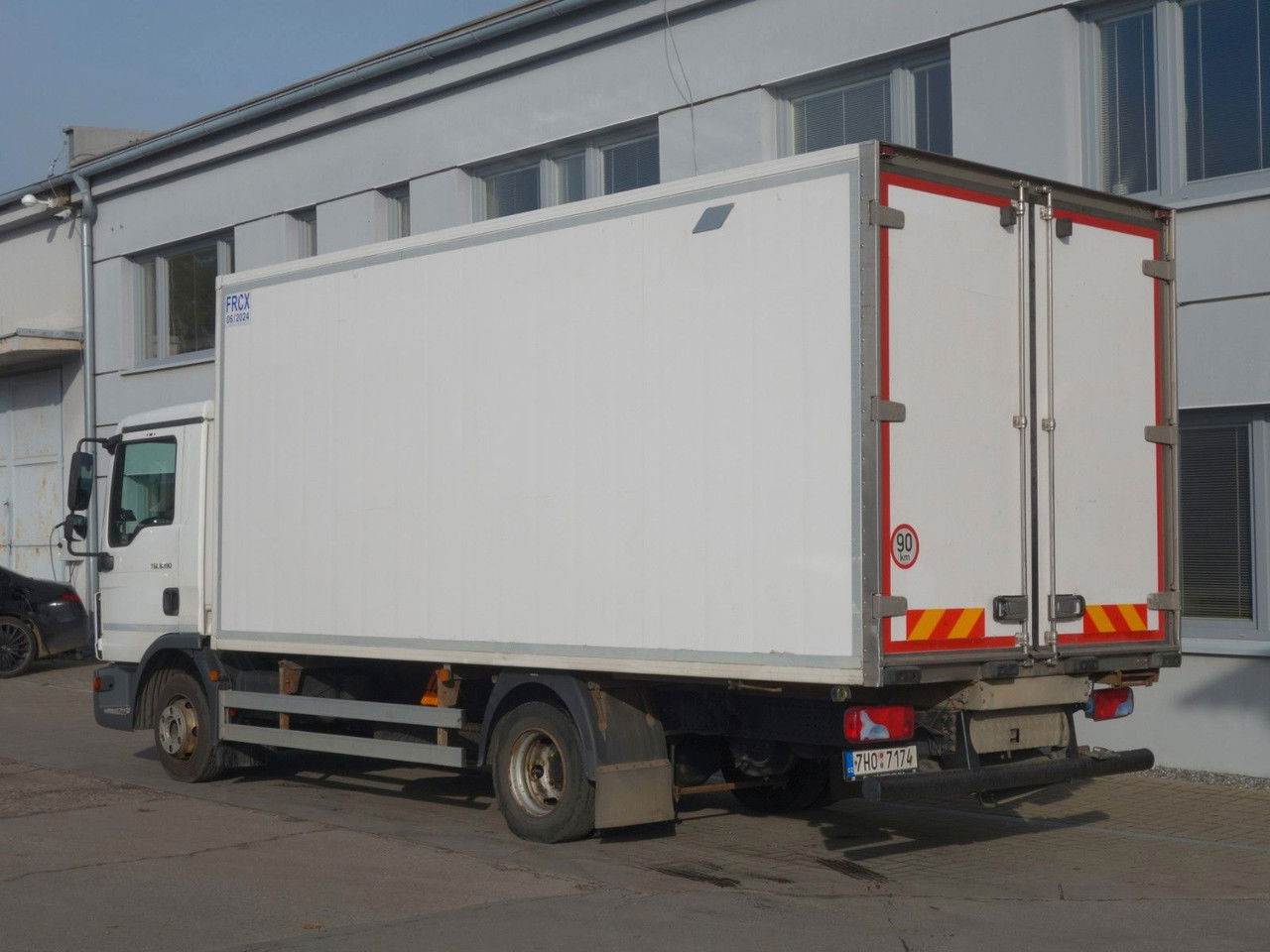 MAN 8.190 ThermoKing V800MAX, 2 Kammern - Refrigerator truck: picture 3 MAN 8.190 ThermoKing V800MAX, 2 Kammern - Refrigerator truck: picture 3
