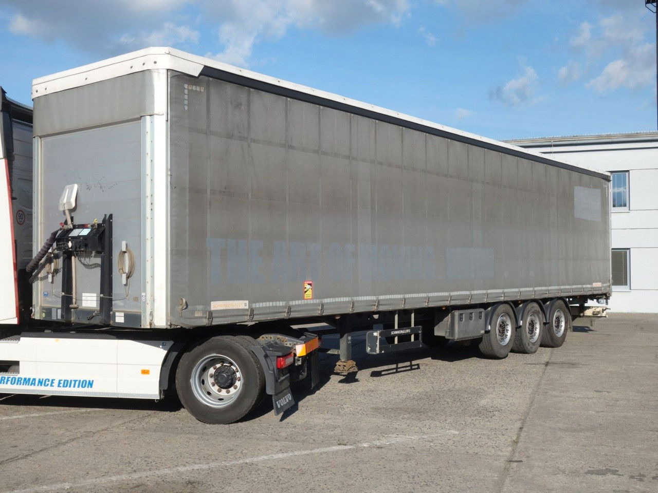 Schwarzmüller SPA 3/E Standard, Liftachse, SAF Achsen SPA 3/E Standard, Liftachse, SAF Achsen - Curtainsider semi-trailer: picture 1 Schwarzmüller SPA 3/E Standard, Liftachse, SAF Achsen SPA 3/E Standard, Liftachse, SAF Achsen - Curtainsider semi-trailer: picture 1