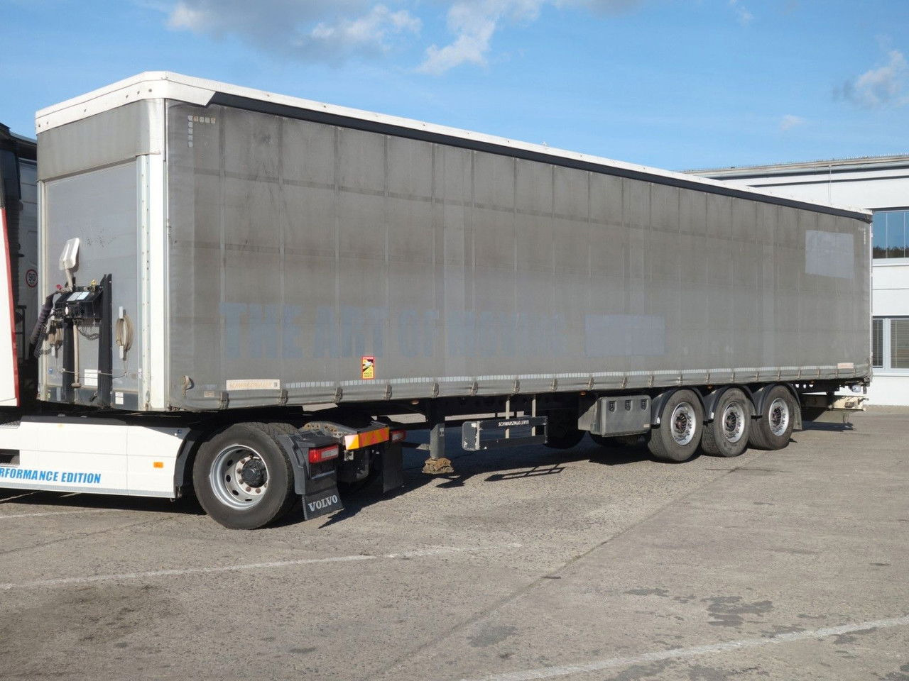 Schwarzmüller SPA 3/E Standard, Liftachse, SAF Achsen SPA 3/E Standard, Liftachse, SAF Achsen - Curtainsider semi-trailer: picture 2 Schwarzmüller SPA 3/E Standard, Liftachse, SAF Achsen SPA 3/E Standard, Liftachse, SAF Achsen - Curtainsider semi-trailer: picture 2