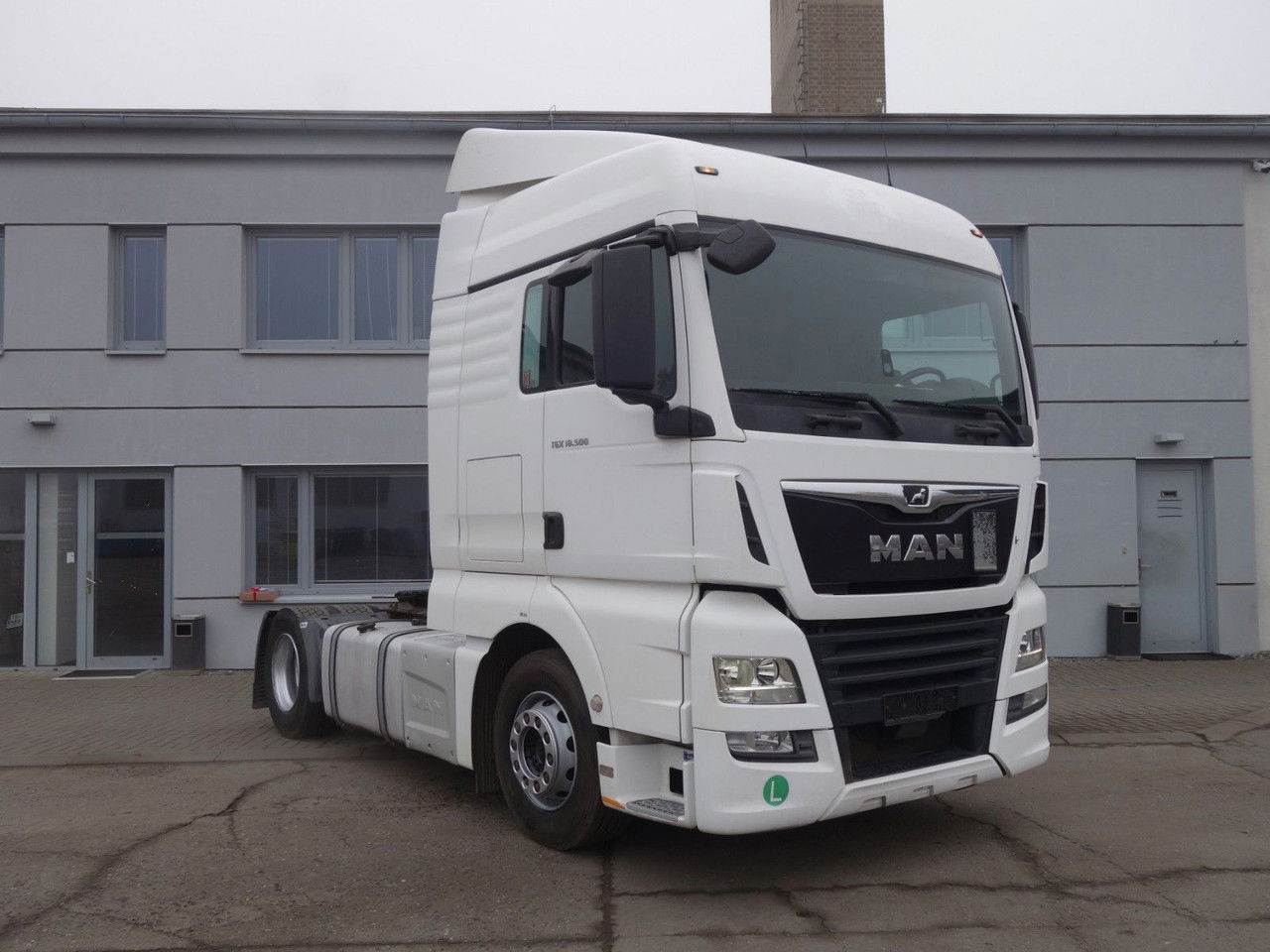 MAN TGX 18.500 Standard - Tractor unit: picture 2 MAN TGX 18.500 Standard - Tractor unit: picture 2